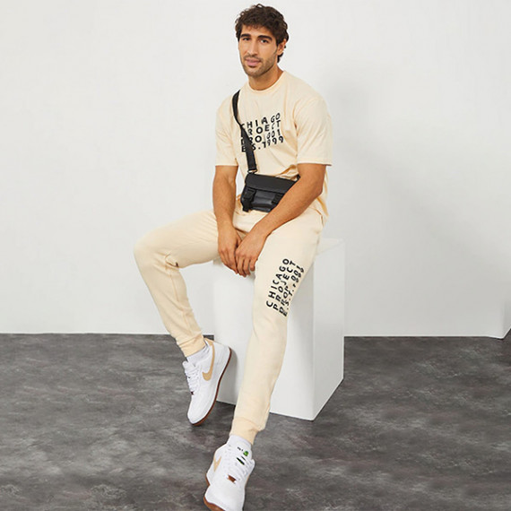 https://www.zenfashion.in/products/men-cream-colored-solid-slim-fit-cotton-joggers