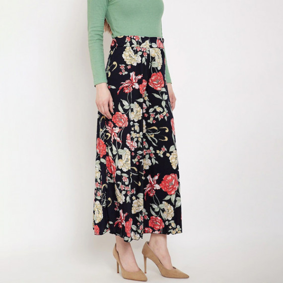 https://www.zenfashion.in/products/women-black-red-floral-printed-flared-palazzos