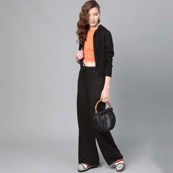 https://www.zenfashion.in/products/women-black-regular-fit-solid-wide-leg-track-pants