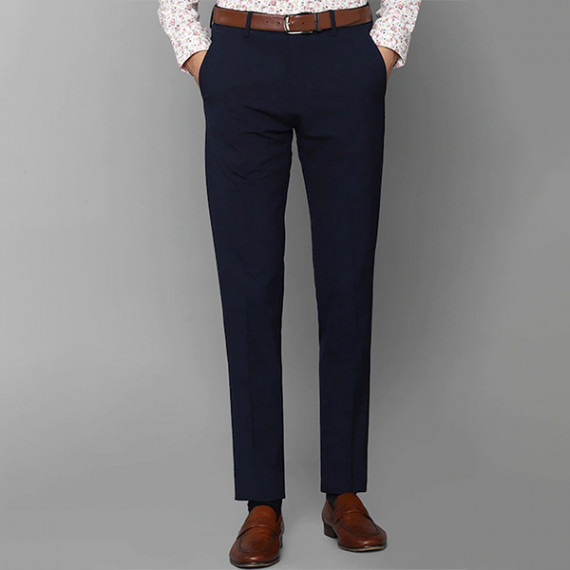 https://www.zenfashion.in/products/men-navy-blue-slim-fit-trousers