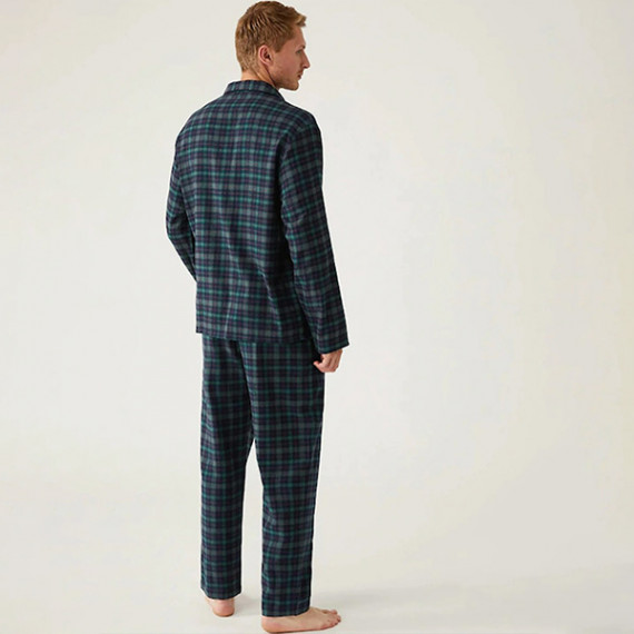 https://www.zenfashion.in/products/men-green-blue-checked-night-suit
