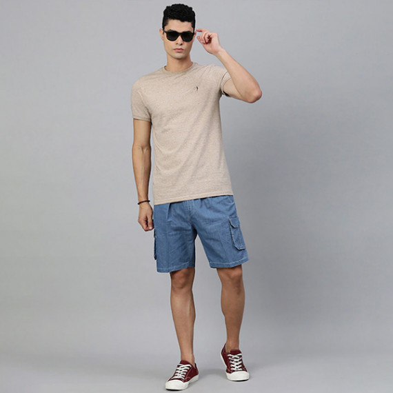 https://www.zenfashion.in/products/men-blue-solid-pure-cotton-cargo-shorts