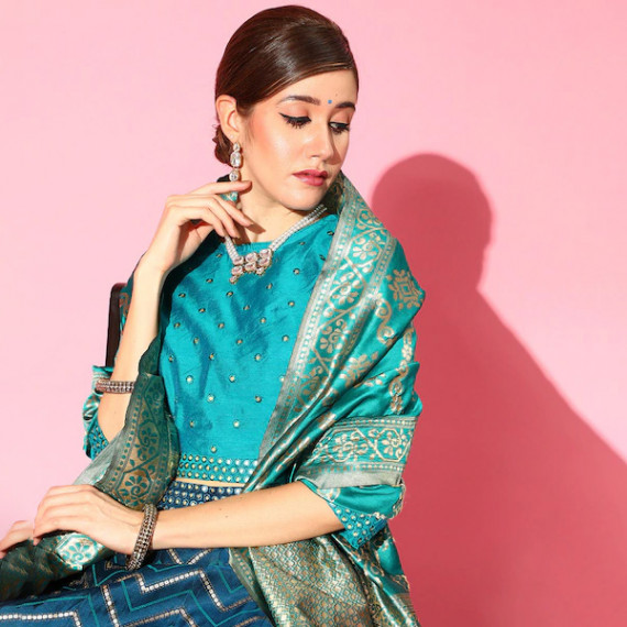 https://www.zenfashion.in/products/women-navy-blue-embellished-ready-to-wear-lehenga-blouse-with-dupatta