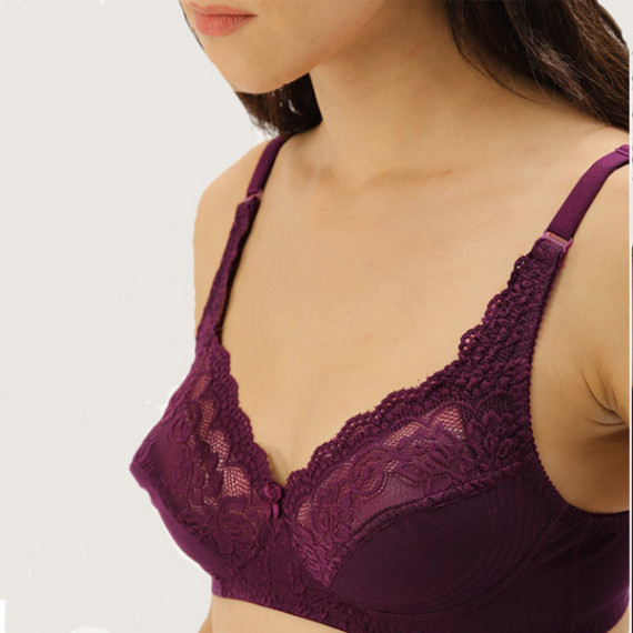 https://www.zenfashion.in/products/lace-non-wired-non-padded-everyday-bra-db-bf-005c